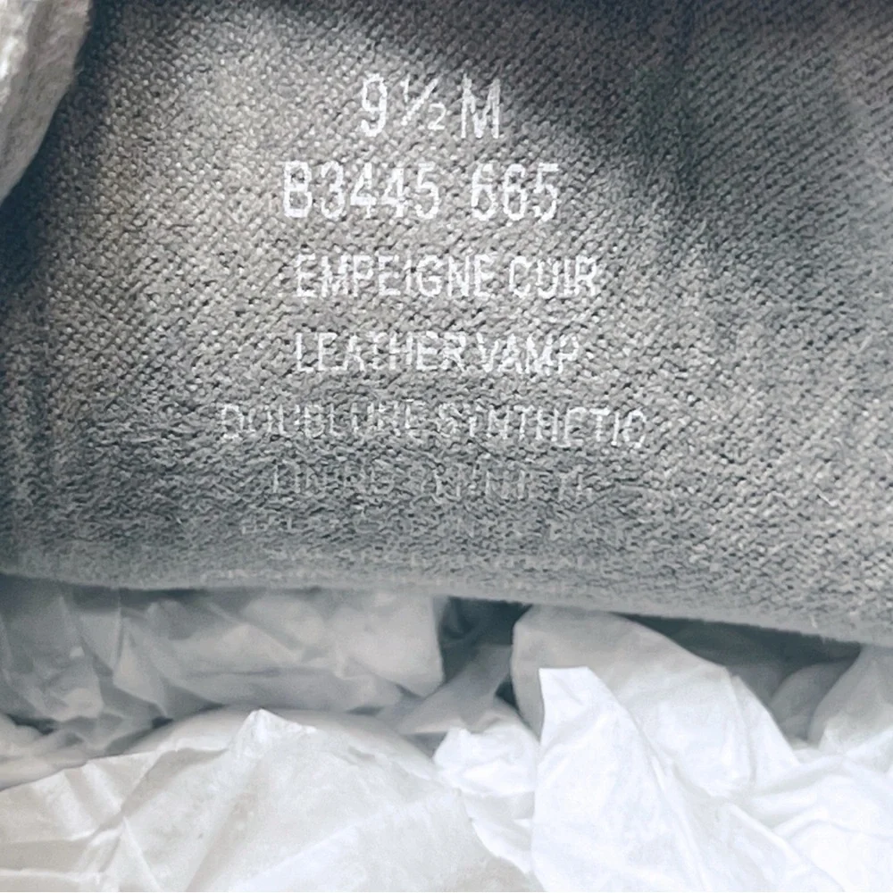 Blondo Gracie Suede Slip on Sneaker Waterproof Shoes - Picture 8 of 9